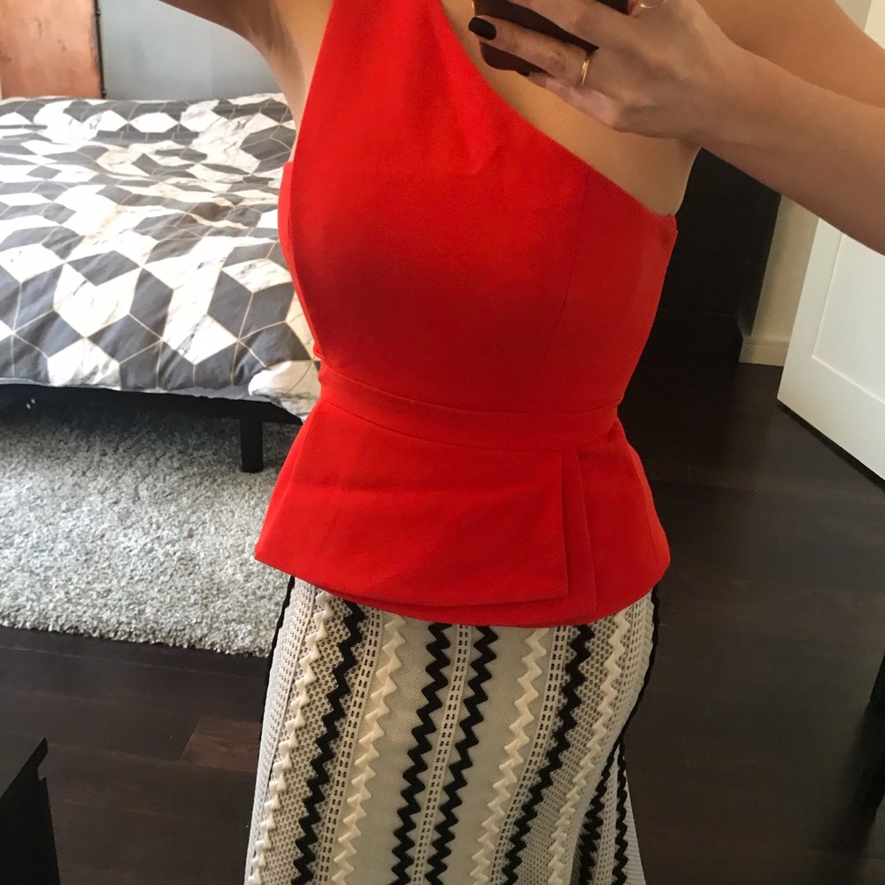 BCBG red top XXS - Picture 2 of 7